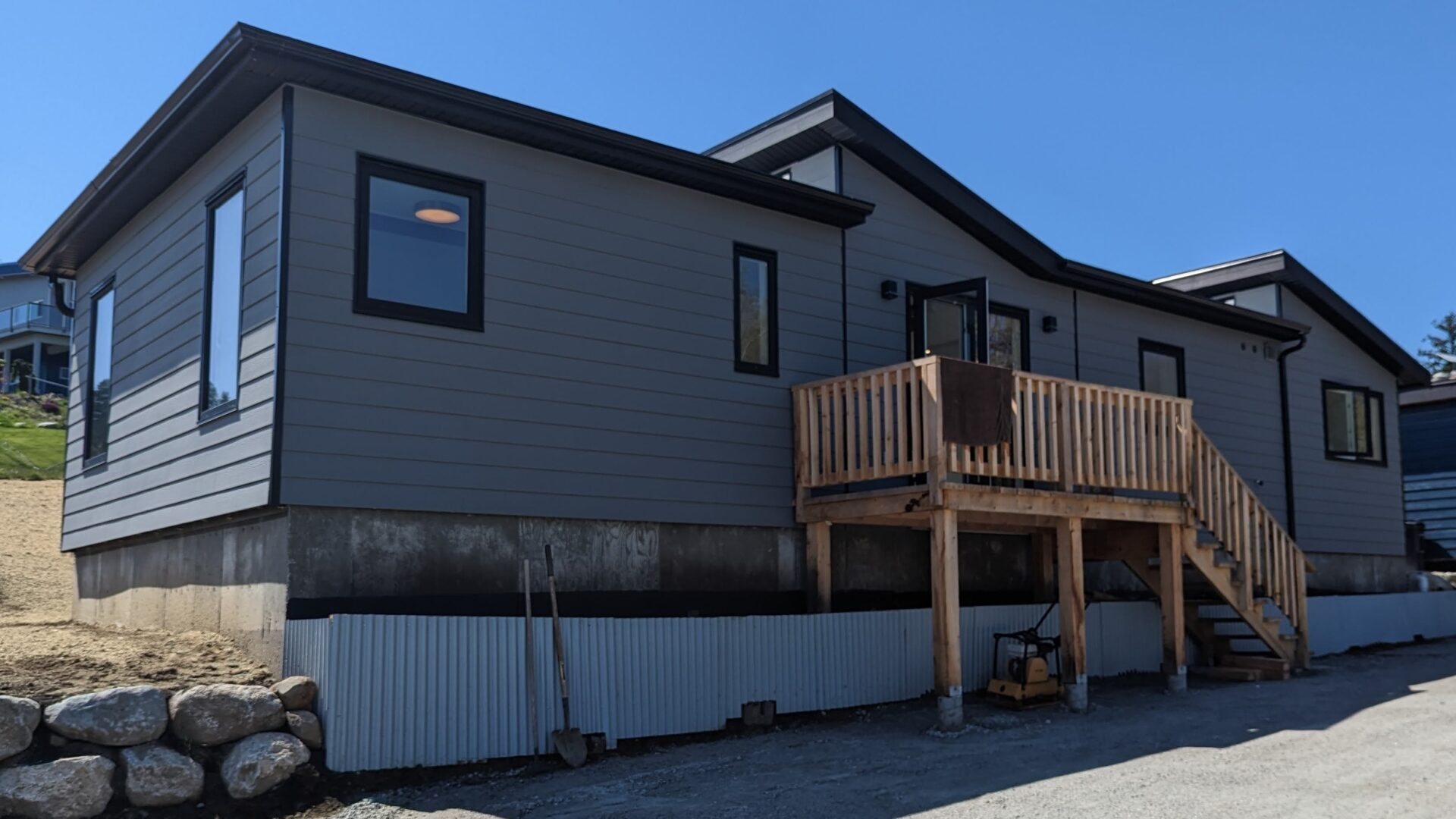 New prefabricated modular single story home