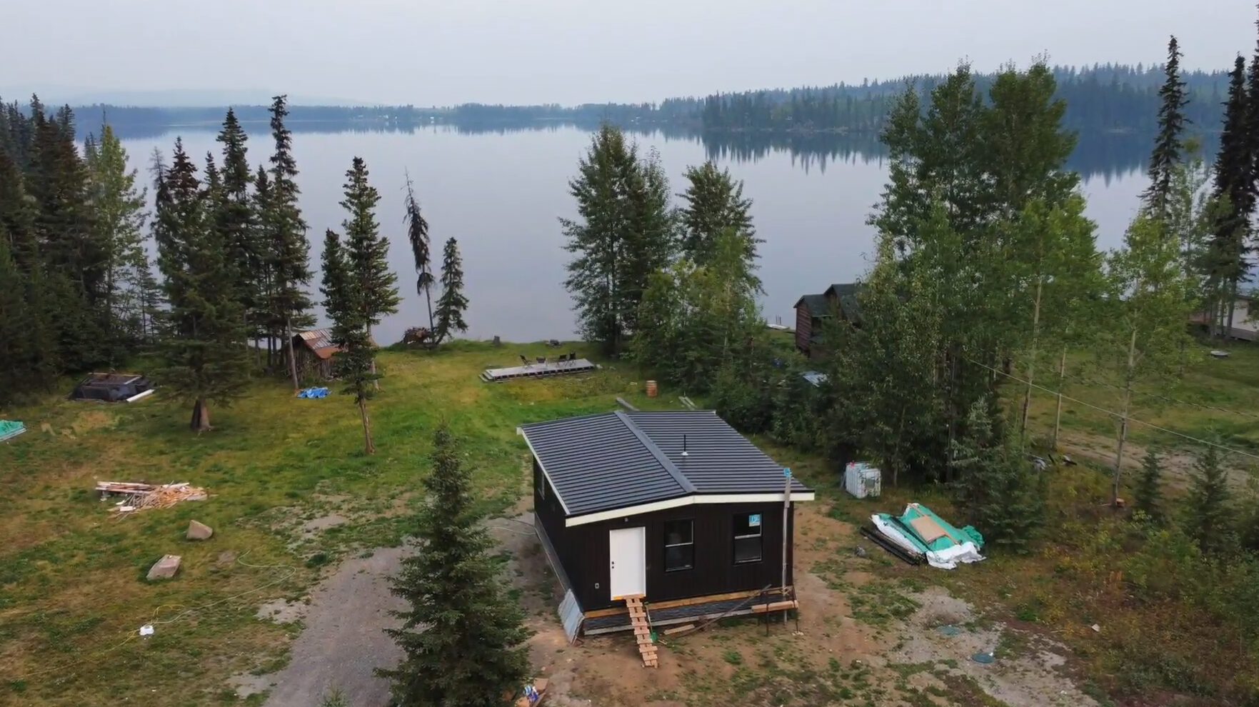 Single Story Prefabricated Home next to Lake in British Columbia